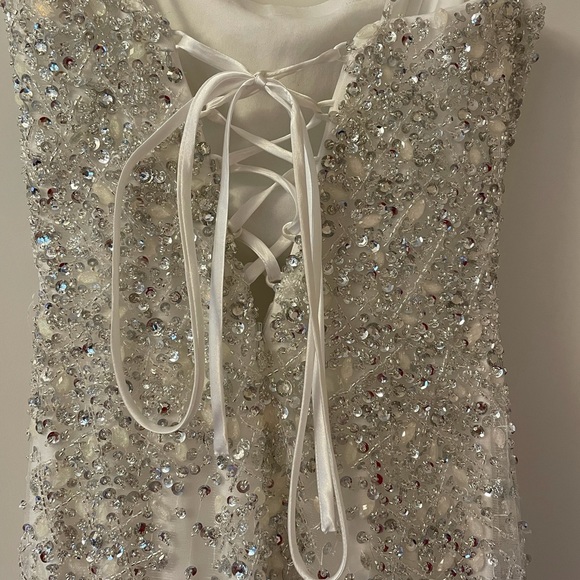 WHITE GOWN WITH SILVER AND CLEAR RHINESTONES women’s sz. 4 - Picture 3 of 14